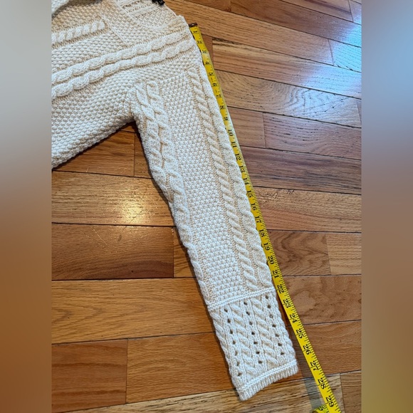 Inis Crafts 100% Wool Cardigan Sweater Cable Knit Square Neck Ivory Womens Sz M - Picture 14 of 15